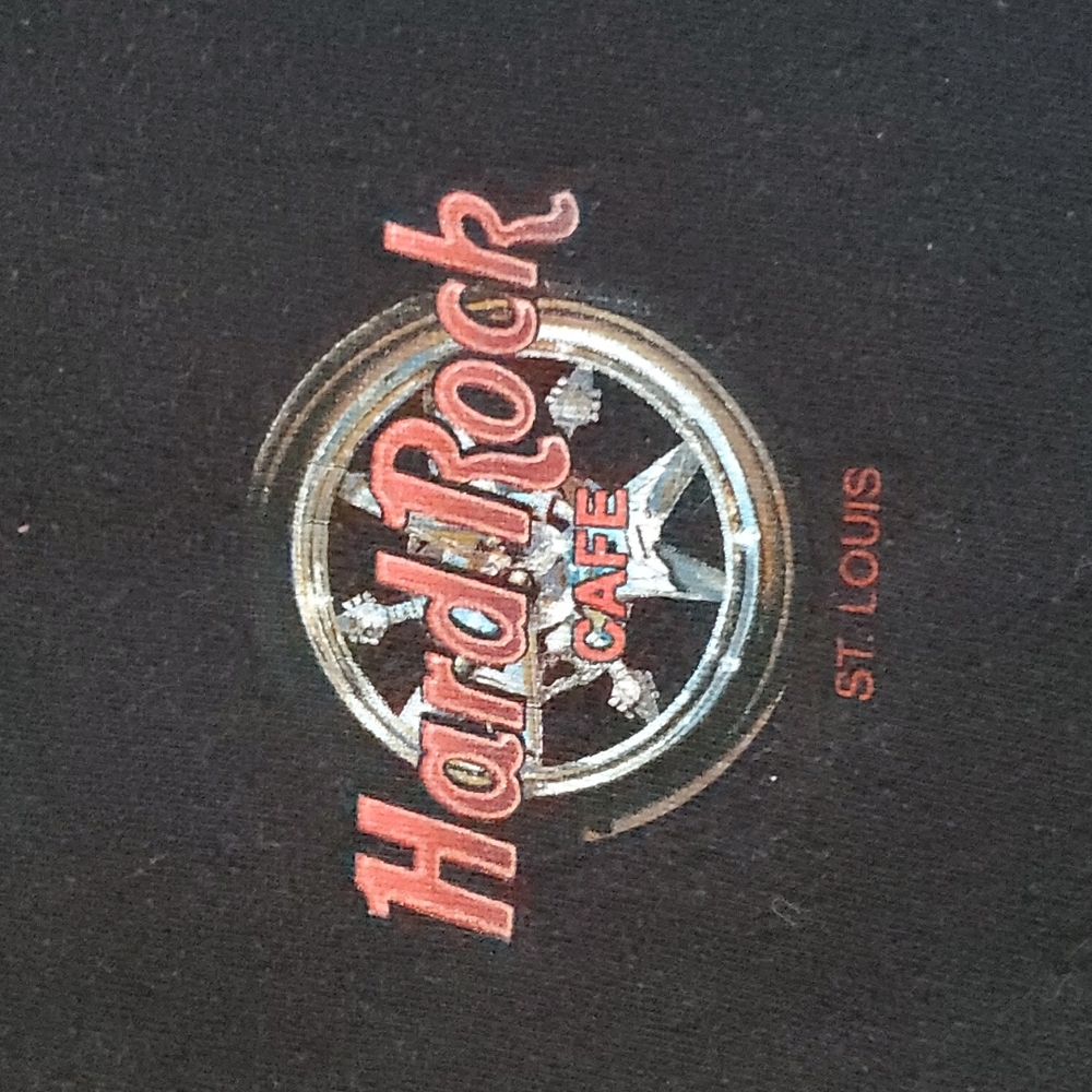 Hard Rock Cafe youth sz medium t-shirt St. Louis